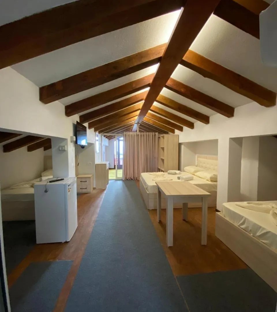 Casadolcecasa Hotel Shkoder
